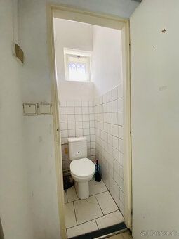 Typ: Obchodné priestory Obec: Dunajská Streda
Na prenájom ob