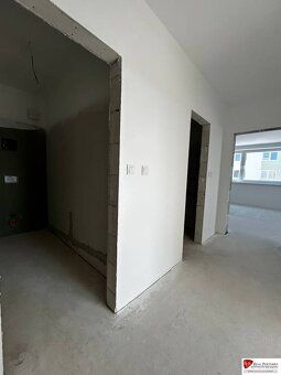 REB.SK ponúka na predaj 3 izbový byt s parkovacím miestom a 
