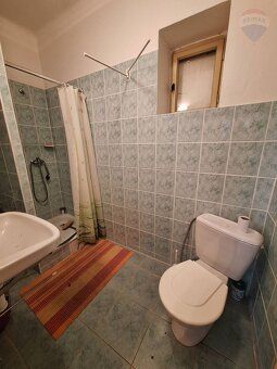 RE/MAX Joy ponúka na predaj jedinečný súbor troch rodinných 