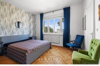 Výmera: 150 m² (vrátane 2 balkónov) Dispozícia: 5 izieb, mož