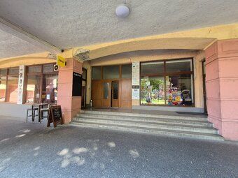 Ponúkame na prenájom kancelárske priestory s výmerou 21 m² k