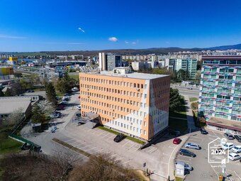 Realitná kancelária TOBI Real Vám ponúka na predaj kancelárs