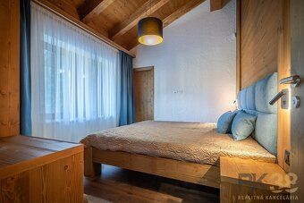 Ponúkame na predaj exkluzívny apartmán s veľkorysou terasou,