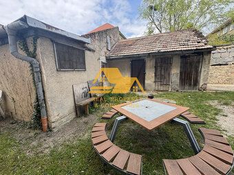 Typ: 2-izbový byt Ulica: centrum Obec: Nové Zámky
Realitná k