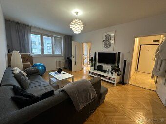 2 izb. SUPER CENA 780€ komplet pri OC RETRO – VEĽMI PEKNÝ PR