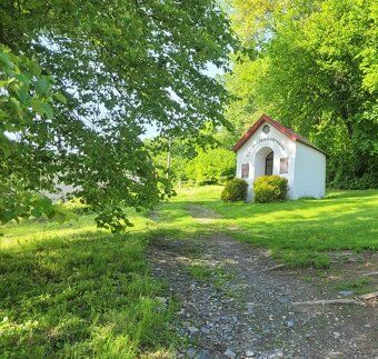 Predám stavebný pozemok o rozlohe 1880 m2, Nová Baňa.
Tento 