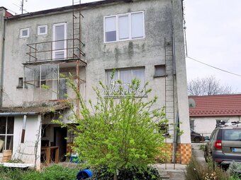 Ponúkame na predaj poschodový 5i RD s garážou v Trnave v mes