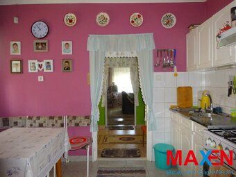 MAXEN Reality Centrum... ponúka na predaj 2 izbový rodinný d