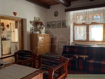 Obec Háj, ktorá sa nachádza pod planinami Národného parku Sl