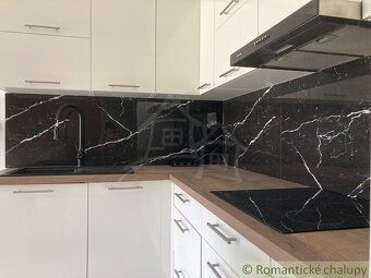 Tento priestranný rodinný dom s obytnou plochou cca 120 m2 s