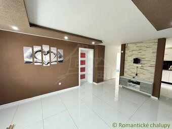 Tento priestranný rodinný dom s obytnou plochou cca 120 m2 s