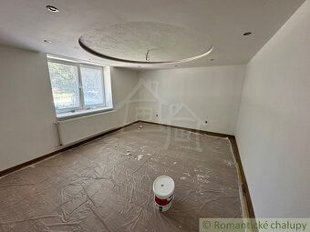Tento priestranný rodinný dom s obytnou plochou cca 120 m2 s