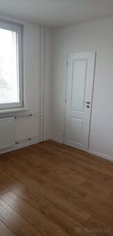 Sprostredkujeme predaj 2 izbového bytu s balkónom v Nových Z