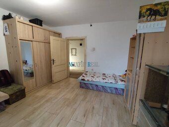 Ponúkame na predaj rozľahlý pozemok 5 816 m² s rozmermi prib