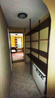 Ponuka - na predaj rodinný dom - zastavaná plocha 65 m2 a di