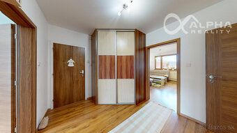 Alphareality.sk ponúka exkluzívne na predaj 3 izbový byt s l