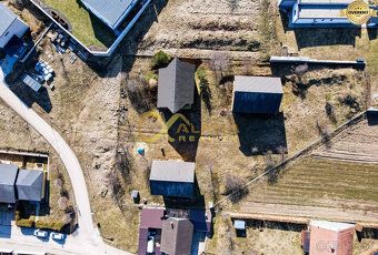 Alphareality.sk ponúka na predaj rozostavaný rodinný dom, ob