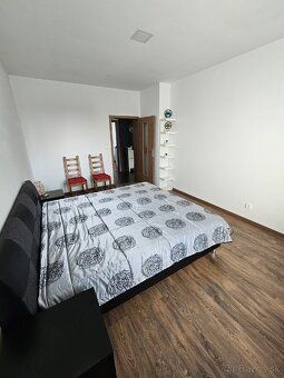 Dám do prenájmu 3 izbový byt (86m2) v Šamoríne na školskej u