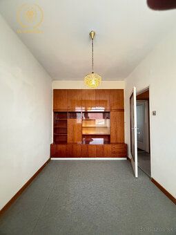 Typ: Rodinný dom Ulica: Júliusa Gábriša Obec: Nové Mesto nad