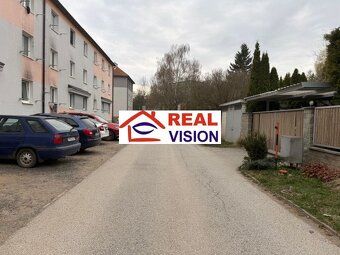 Rastúce úrokové sadzby a drahšie financovanie robia z hotový