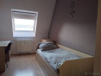Prenajmem kompletne zariadený 3izbový byt na sídlisku Hájik.