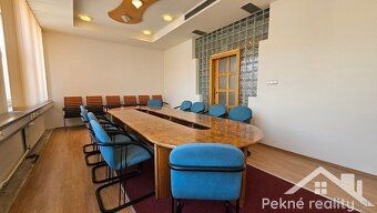 Realitná kancelária Pekné reality Vám ponúka na prenájom exk