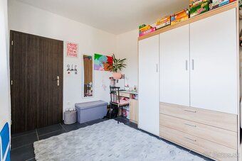 Fakty o dome: Úžitková plocha: 101.33m2 Pozemok: 401.00m2 Za