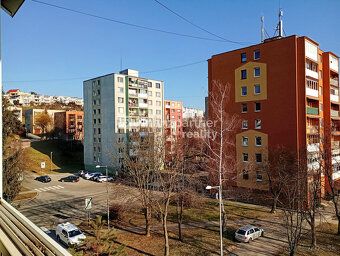 F067-211-TAKO
Finanzpartner reality Vám exkluzívne ponúka na