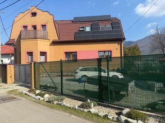 Ponúkam na predaj veľkorysý 6-izbový dvojpodlažný nízkoenerg