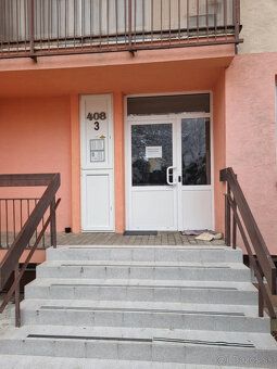 Predám 4 izbový byt na Myjave na ulici SNP na 1 poschodí. By