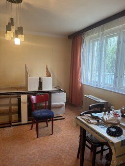 Ponúkame k predaju 3izb. rodinný dom zo 60. rokov . Dom sa n