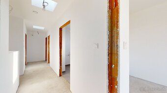 AVE estate Vám ponúka na predaj nadštandardný 5 izbový rodin