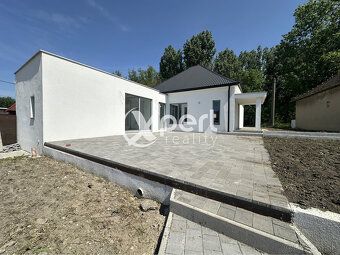 Typ: Rodinný dom Obec: Tomášikovo
Rodinný dom v pokojnej čas