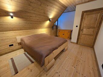 Ponúkame na dlhodobý prenájom slnečnú zrubovú chalupu vo vyh