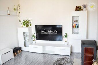 Realitná kancelária HALO reality a Emília Palkovičová, konta
