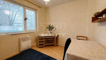 TUreality ponúka na predaj 4-izbový rodinný dom v Bošanoch, 