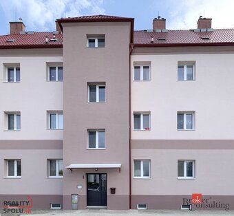 Ponúkame priestranný a svetlý 1-izbový byt na Železničnej ul