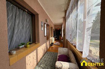 HOME CENTER s.r.o. Vám ponúka na predaj priestranný rodinný 