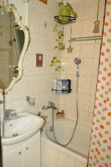 VBreality- Ponúkame na predaj 3 izbový byt s balkónom v Smiž