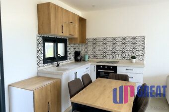 Typ: 1-izbový byt Obec:
Luxusný 1 izbový apartmán, Cyprus
Po