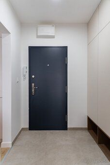 Moderný 2,5-izbový byt pri Štrkovci – komplet rekonštrukcia,