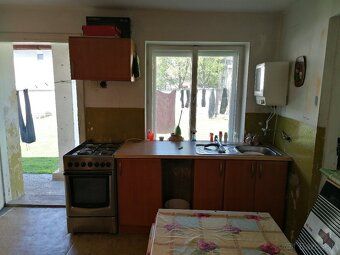 Predam rodinny dom v obci Prievaly,3+1 a 1+1,zahrada 1360,2k