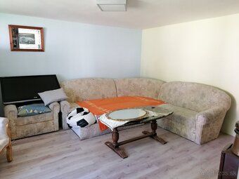 Predam rodinny dom v obci Prievaly,3+1 a 1+1,zahrada 1360,2k