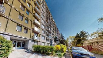 Typ: 2-izbový byt Ulica: Narcisová 12 Obec: Bratislava-Ružin