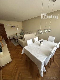 Typ: 3-izbový byt Ulica: Stred Mestská časť: Stred Obec: Pov