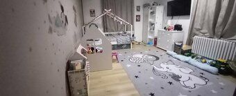 Ponúkam na predaj 3izbový priestranný veľkometrážny byt na s