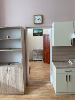 Ponúkam na prenájom kompletne zariadený 2 izbový byt 50 m2 n