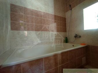 Ponúkame na predaj zaujímavú nehnuteľnosť v krásnom prostred