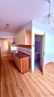 VÝMERA: 78 m² Ponúkam na predaj priestranný 3-izbový byt s v