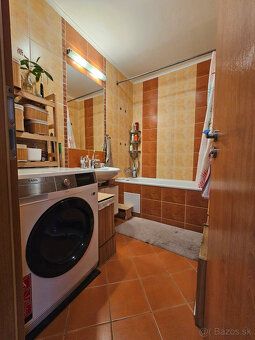 Ponúkame na prenájom veľmi pekný veľkometrážný 80m2 3-izbový